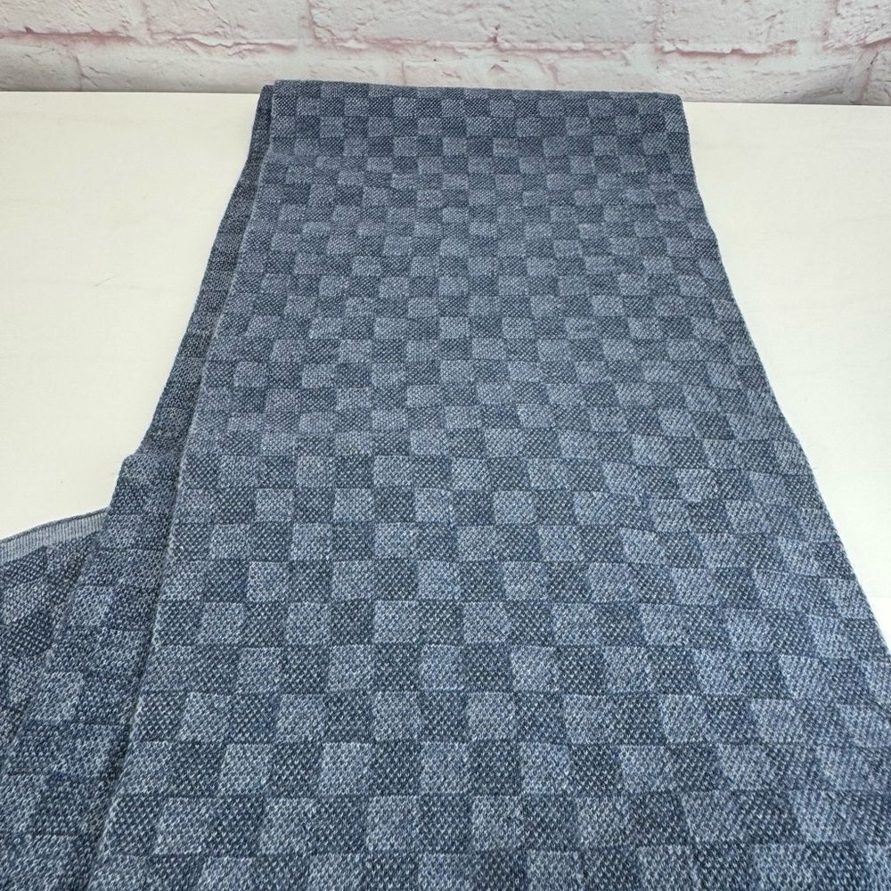 Louis Vuitton Blue Damier Checkered Men's Wool Scarf - Picture 5 of 8